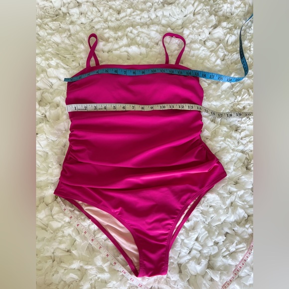 NWT Women's Shirred Strappy Cutout One Piece Swimsuit SIZE LARGE - Picture 11 of 15